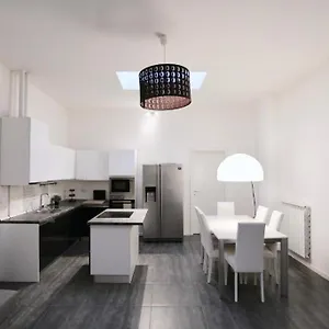 Trend Apartment