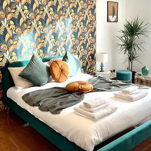 Sismondi Apartment