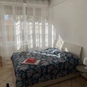 Roberta House Apartment