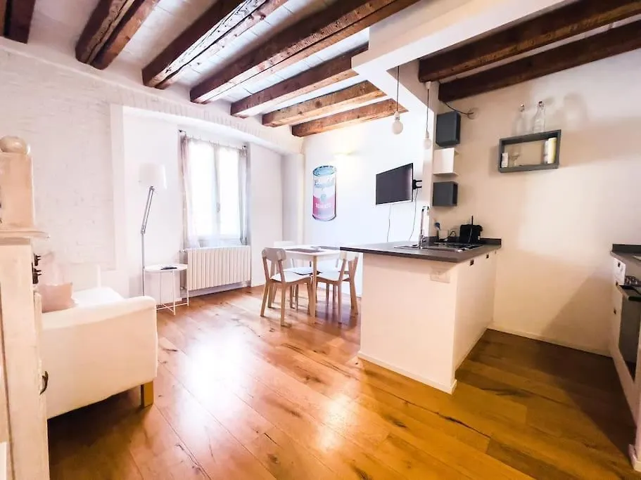 Appartement Arco Della Pace - Sempione - Moderno Bilocale à Milan